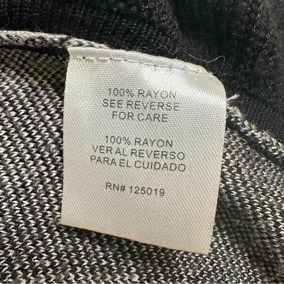 Joseph A. Preppy Women's Black and Cream Plaid Cardigan Sweater - Picture 10 of 10